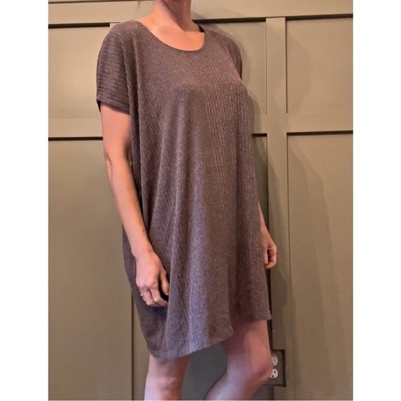 Aritzia Wilfred Free Knit Shirt Dress Oversized Relaxed Fit Purple Size Small - Picture 3 of 12